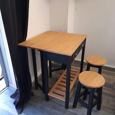 Type T1 Avec Parking Et Cave à 600 M De La Appartamento