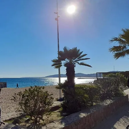 Type T1 Avec Parking Et Cave à 600 M De La